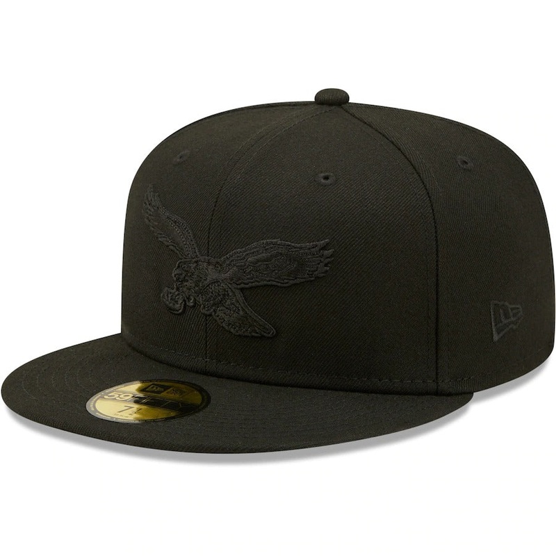 New Era Philadelphia Eagles Black on Black Alternate Logo 59FIFTY Fitted Hat