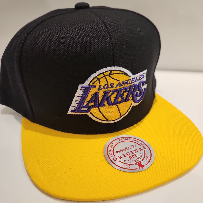 Los Angeles Lakers NBA Mitchell & Ness Men’s Black/Gold Two Tone Snapback