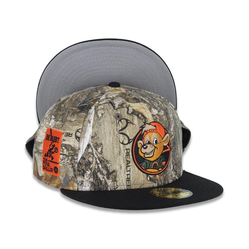 Chicago Cubs New Era MLB 59FIFTY 5950 Fitted Cap Hat Real Tree Edge Camo Crown Black Visor Dark Brown/Orange Logo Be Alert For Foul Balls Side Patch