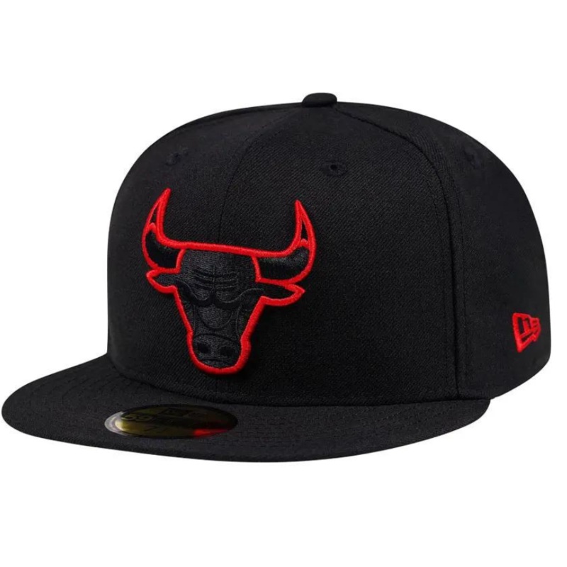New Era Chicago Bulls Black/Red Leather Visor 59FIFTY Fitted Hat