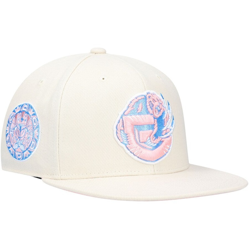 Mitchell & Ness x Lids Vancouver Grizzlies Cream Hardwood Classics Cake Pop Fitted Hat