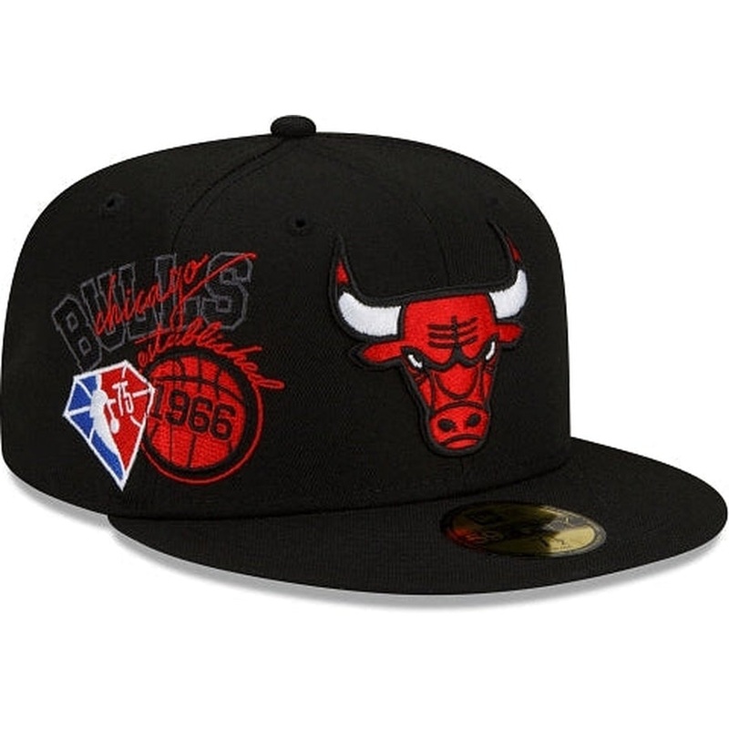 New Era Chicago Bulls Back Half 2022 59FIFTY Fitted Hat