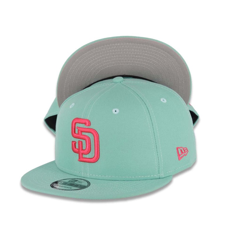 (City Connect Color) San Diego Padres New Era MLB 9FIFTY 950 Snapback Cap Hat Light Teal Crown/Visor Magenta Gray UV