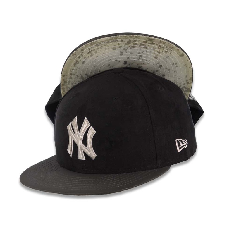(Suede Crown) New York Yankees New Era MLB 59FIFTY 5950 Cap Hat Black Crown Dark Gray Visor Gray/White Logo