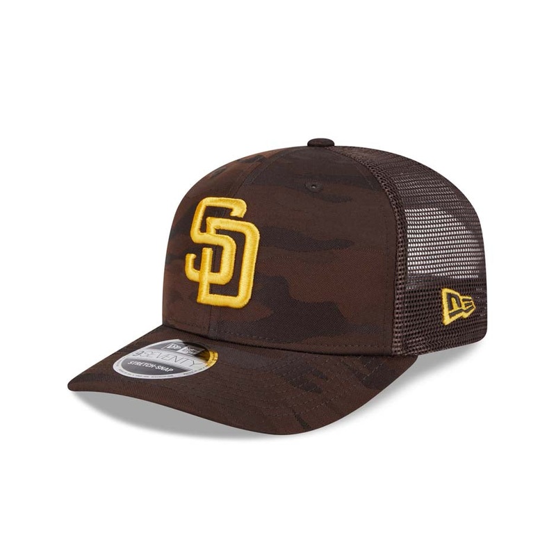 San Diego Padres New Era MLB 9SEVENTY 970 Mesh/Trucker Snapback Cap Hat Camo Brown Crown/Visor Yellow Logo