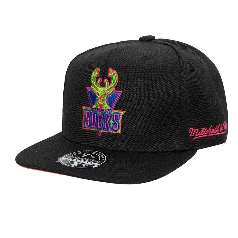 Mitchell & Ness Milwaukee Bucks Color Bomb Hardwood Classics Fitted Hat