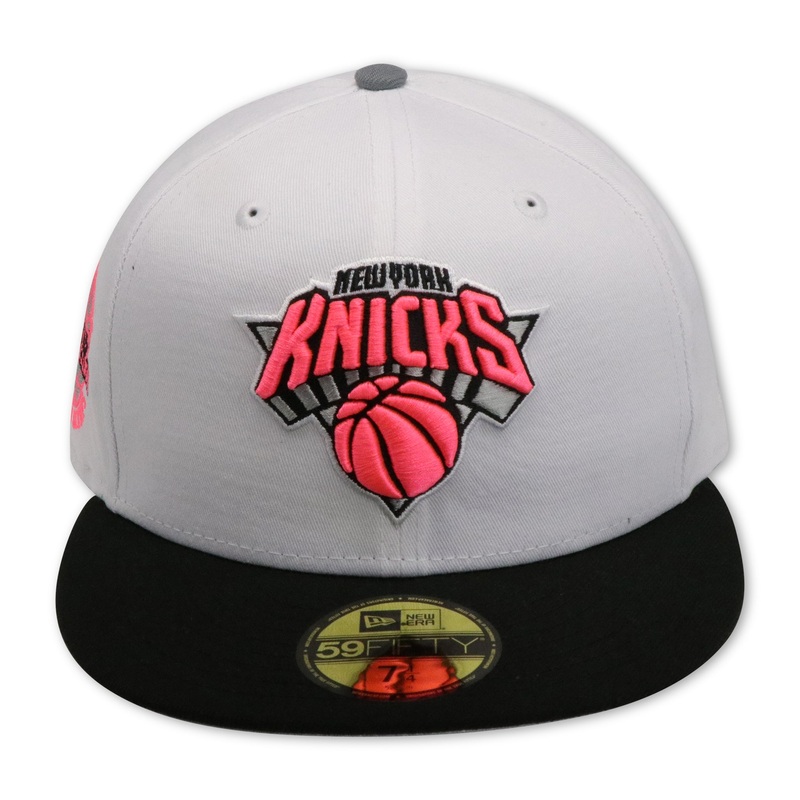 New Era New York Knicks White/Hot Pink 2X World Champs 59FIFTY Fitted Hat