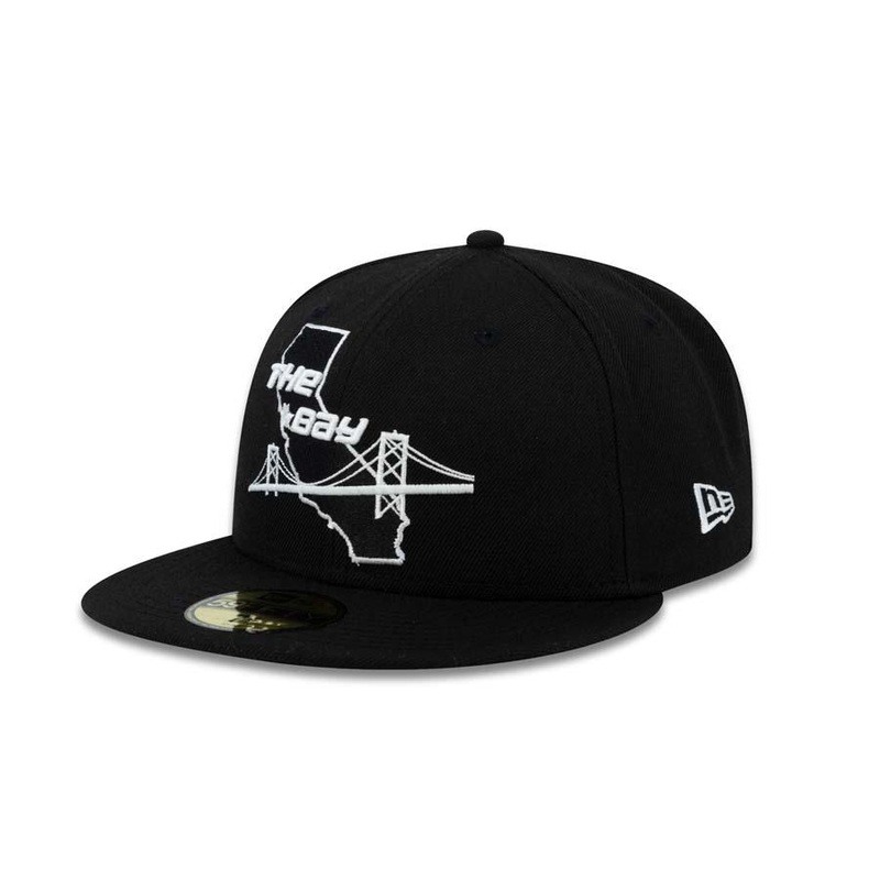 THe Bay New Era 59FIFTY 5950 Fitted Cap Hat Black Crown/Visor Black/White Logo
