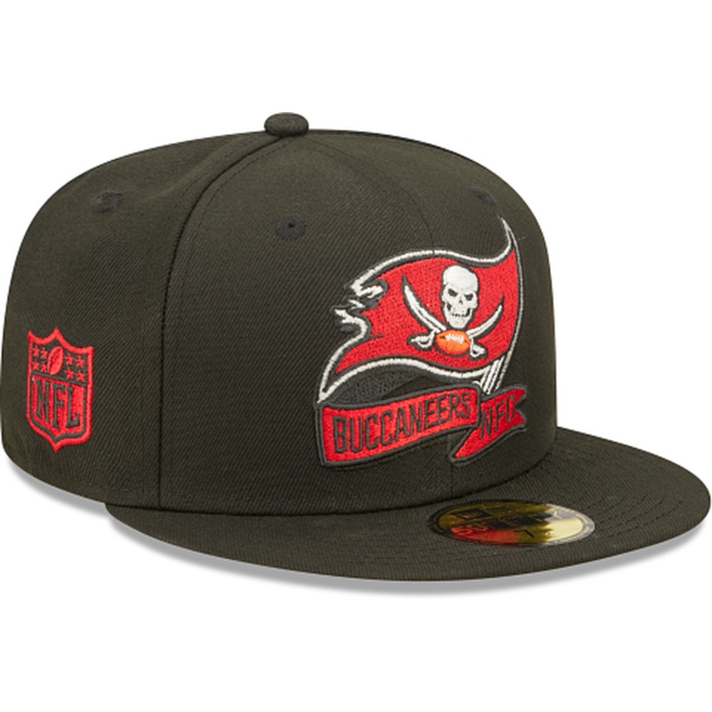 New Era Tampa Bay Buccaneers 2022 Sideline Black 59FIFTY Fitted Hat