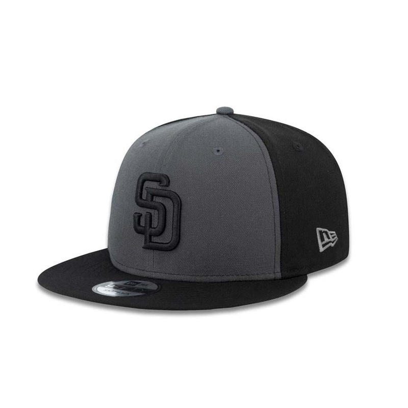 San Diego Padres New Era MLB 9FIFTY 950 Snapback Cap Hat Dark Gray/Black Crown Black Visor Black Logo