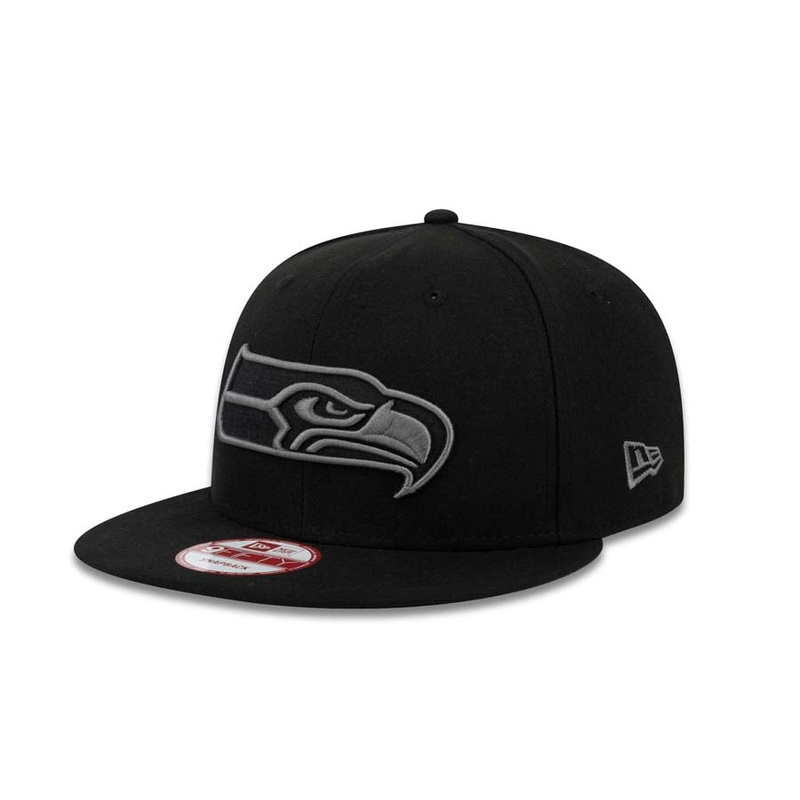 Seattle Seahawks New Era NFL 9FIFTY 950 Snapback Cap Hat Black Crown/Visor Gray/Black Logo