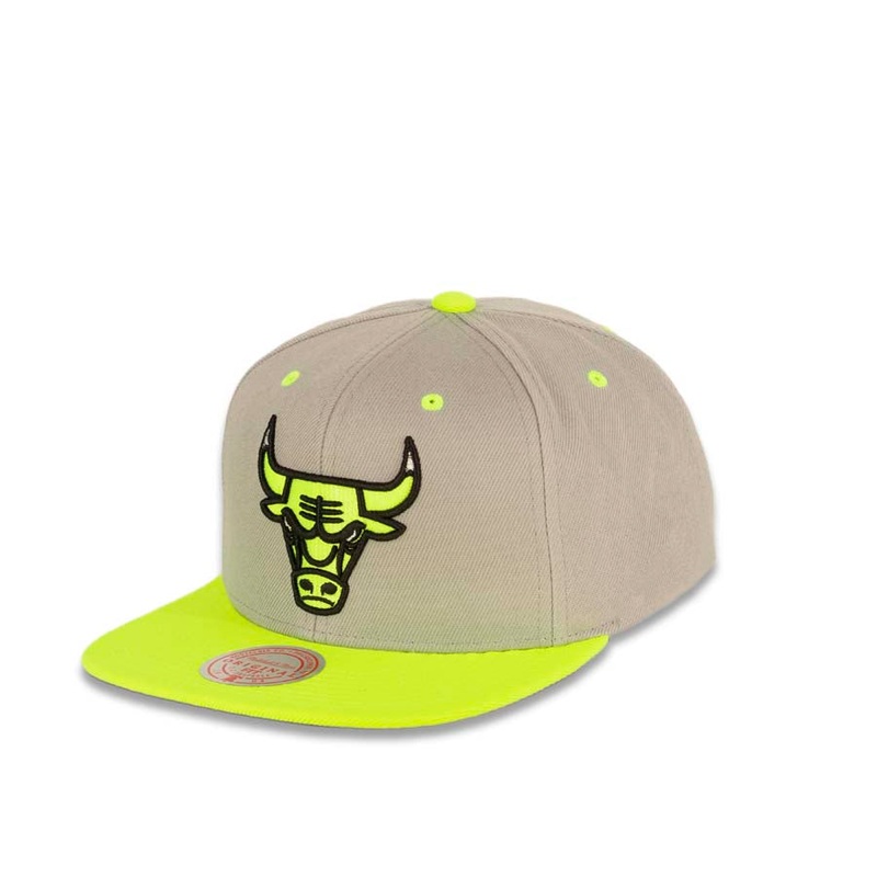 Chicago Bulls Mitchell & Ness NBA Snapback Cap Hat Gray  Crown Green Visor Green/Black Logo (Volt)
