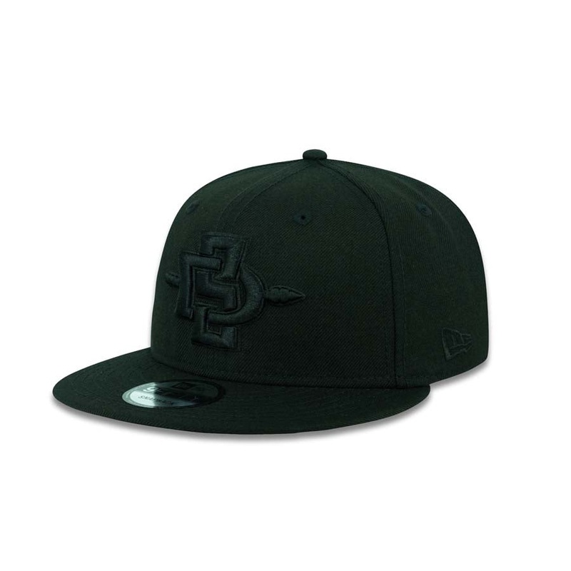 San Diego State Aztecs New Era College 9FIFTY 950 Snapback Cap Hat Black Crown/Visor Black Logo (All Black/Black On Black)