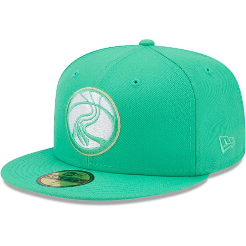 New Era Milwaukee Bucks Light Fantasy 2022 59FIFTY Fitted Hat
