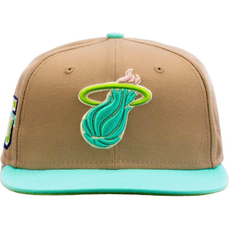 New Era x Shoe Palace Miami Heat ‘Winter Wonderland’ Beige/Mint 2023 59FIFTY Fitted Hat
