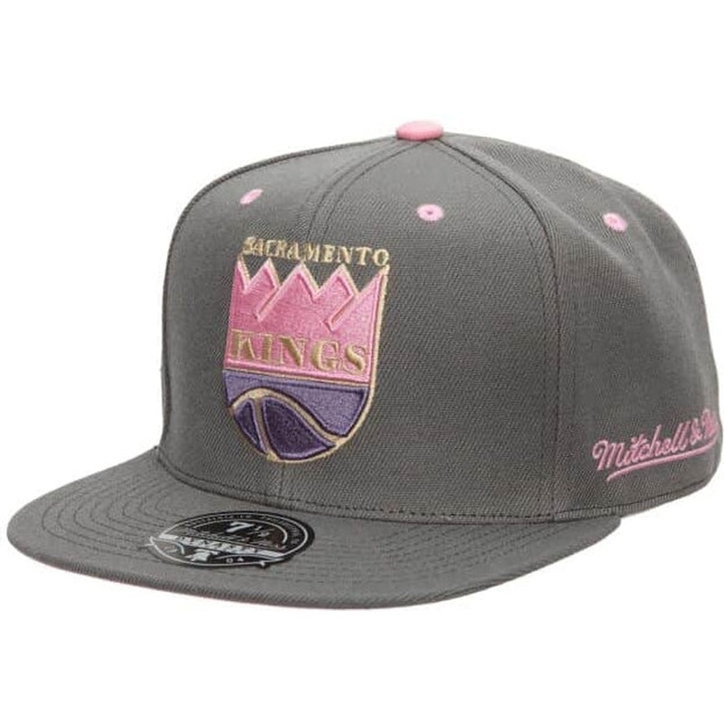 Mitchell & Ness Sacramento Kings ‘Lavender Dreams’ Fitted Hat