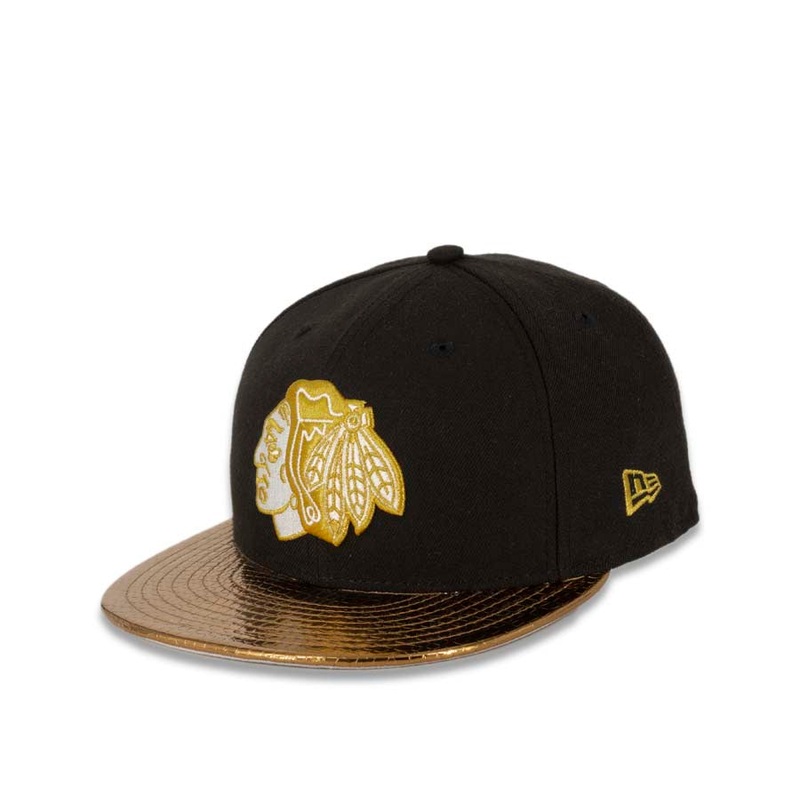 Chicago Blackhawks New Era NHL 59FIFTY 5950 Fitted Slither Cap Hat Black Crown Gold Visor Weat/Gold Logo
