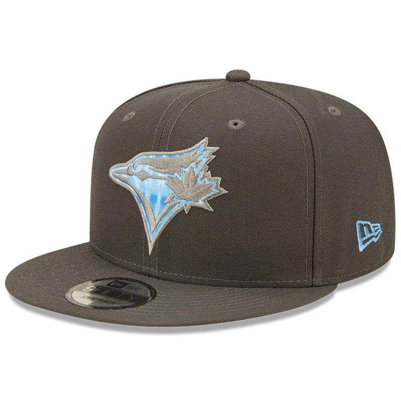 Toronto Blue Jays New Era MLB 9FIFTY 950 Snapback Cap Hat Dark Gray Crown/Visor Sky Blue/Gray Logo (2022 Father’s Day)