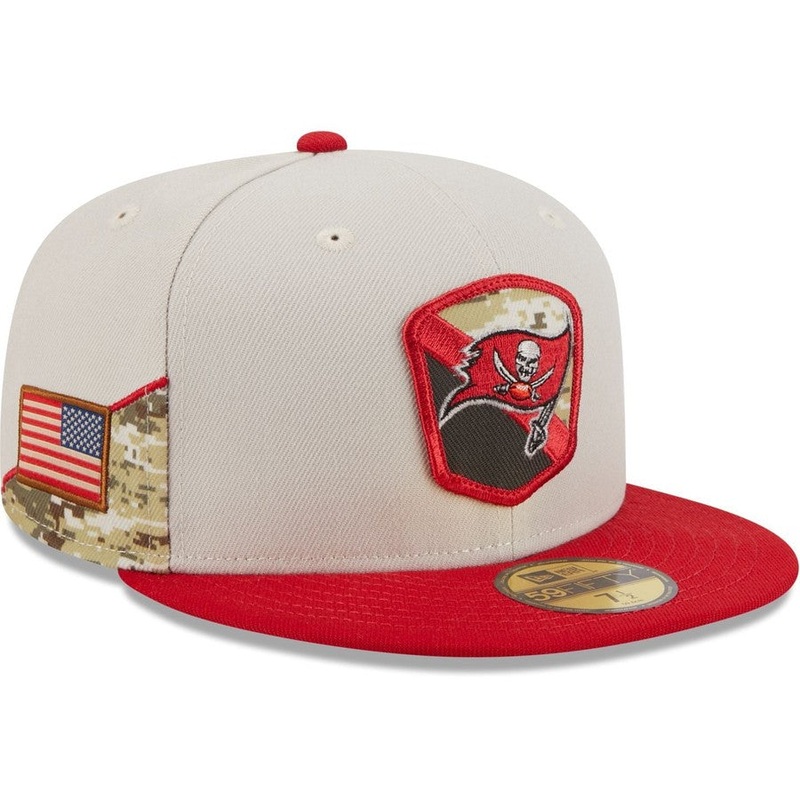 New Era Tampa Bay Buccaneers 2023 Salute to Service 59FIFTY Fitted Hat