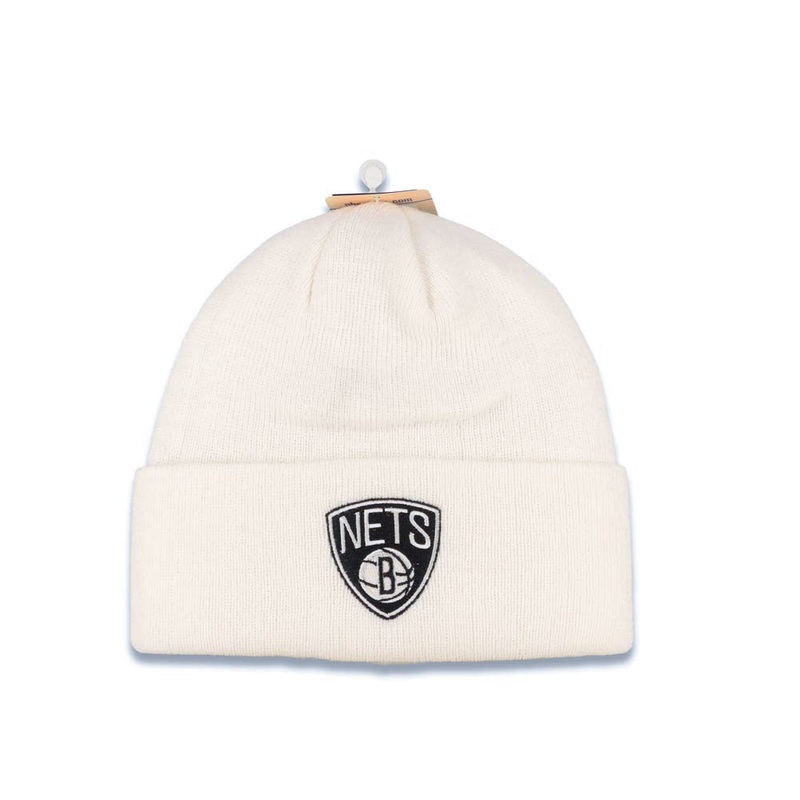 Brookyn Nets Basic Cuffed Beanie/Knit White Crown/Visor Team Color Logo