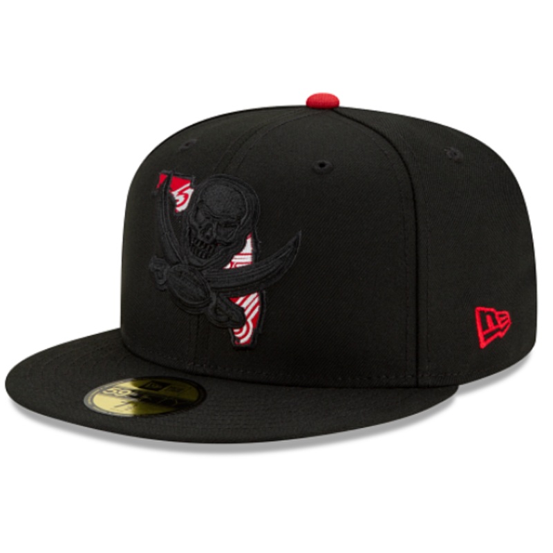 New Era Tampa Bay Buccaneers State Logo Reflect Fitted Hat