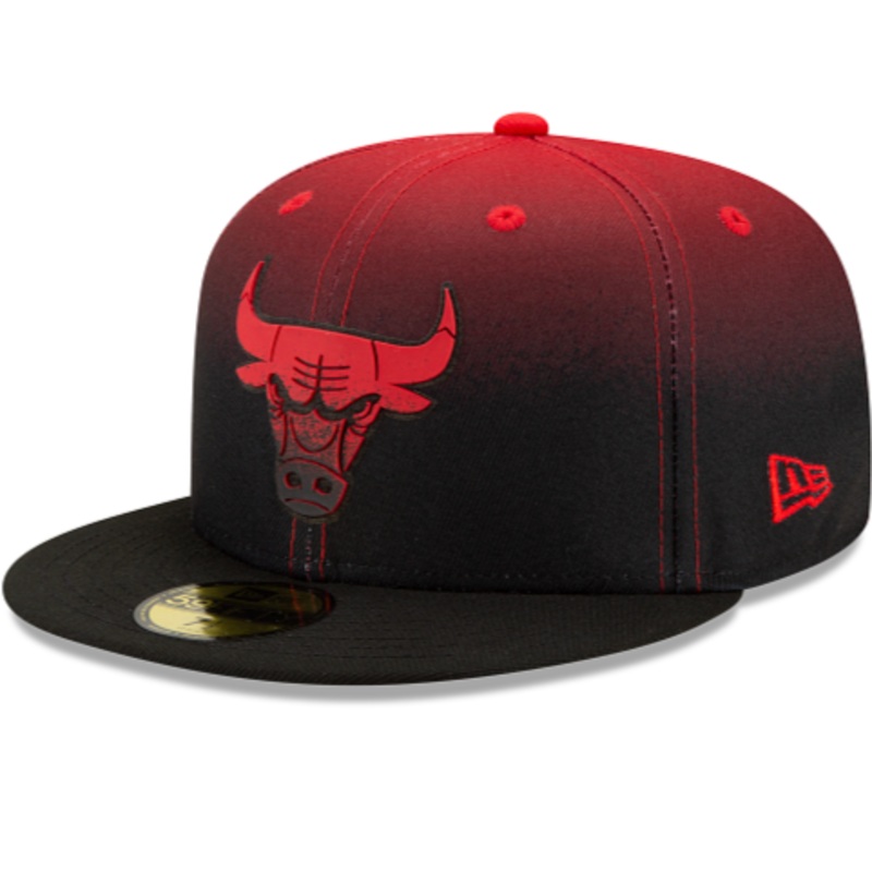 New Era Chicago Bulls Back Half 59Fifty Fitted Hat