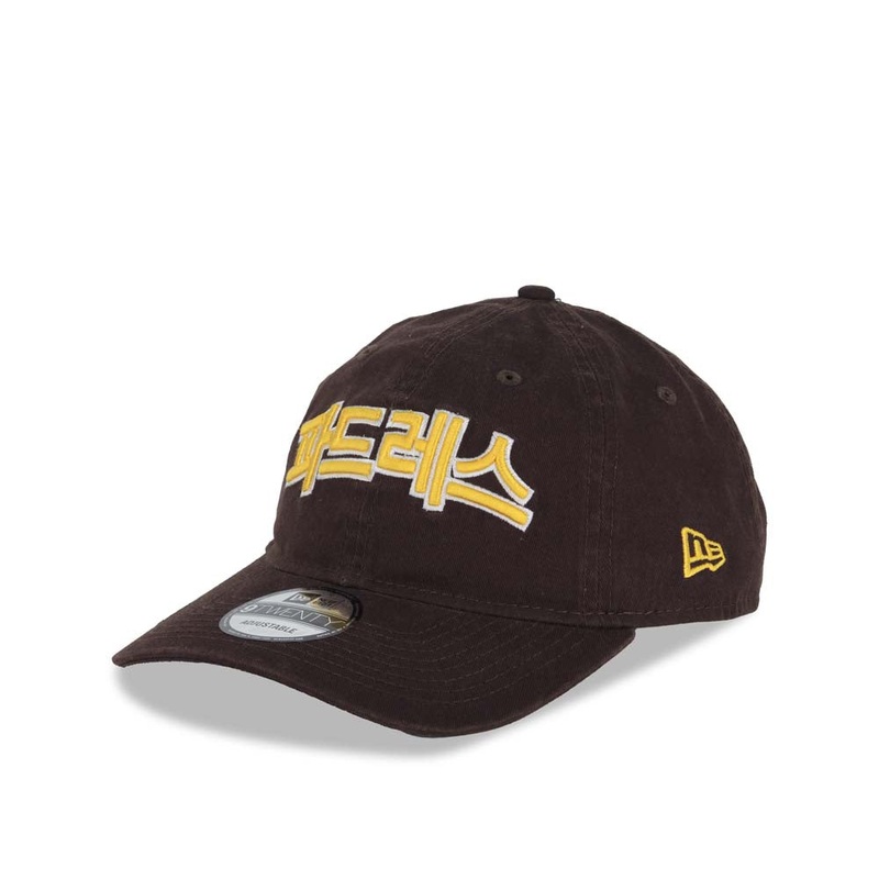 San Diego Padres New Era MLB 9TWENTY 920 Adjustable Cap Hat Dark Brown Crown/Visor Yellow/White Padres Korean Script Logo