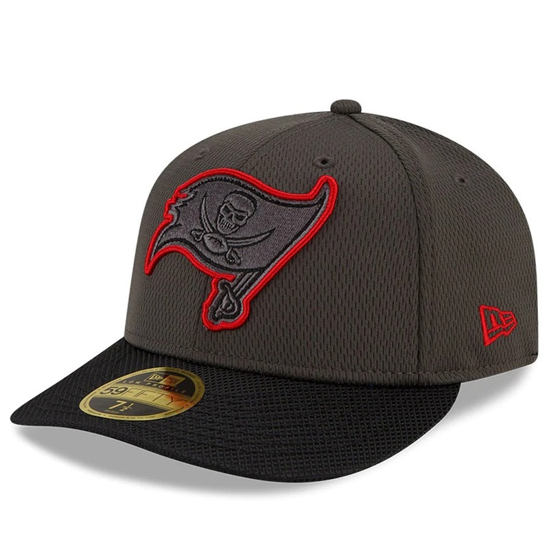 New Era Pewter/Black Tampa Bay Buccaneers 2021 NFL Sideline Road Low Profile 59FIFTY Fitted Hat