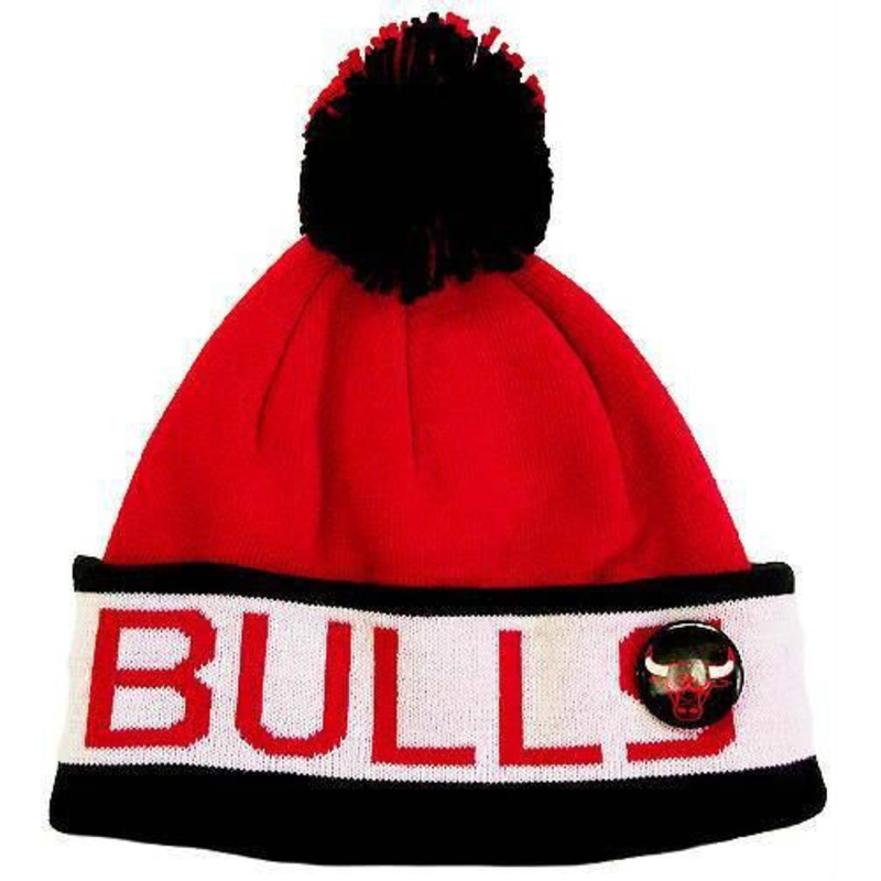Chicago Bulls Mitchell & Ness NBA Pom Knit Beanie Red/Black/White Crown/Visor Red Text/Script Logo (Vintage Block)