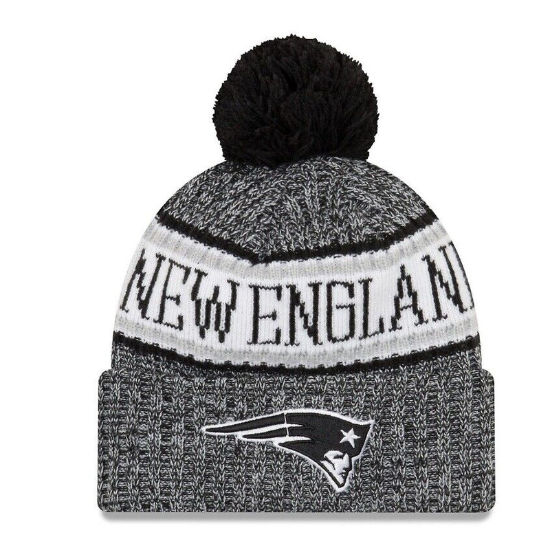 New England Patriots New Era NFL Cuffed Pom Knit Hat Black/White Crown/Visor Black/White Logo (2018 Sideline)