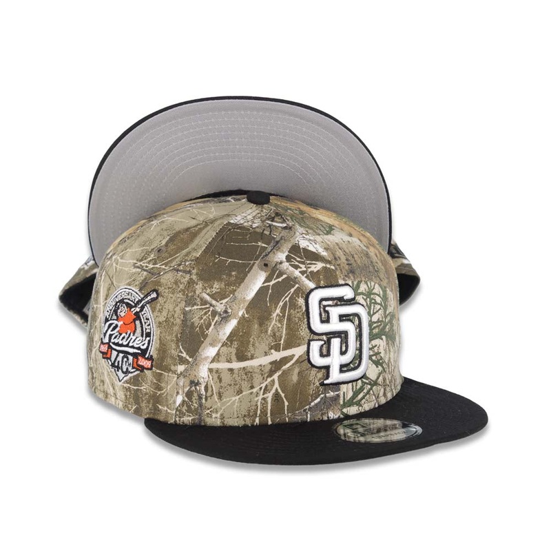 San Diego Padres New Era MLB 9FIFTY 950 Snapback Cap Hat Real Tree Edge Camo Crown Black Visor White/Black Logo 40th Anniversary Side Patch Gray UV