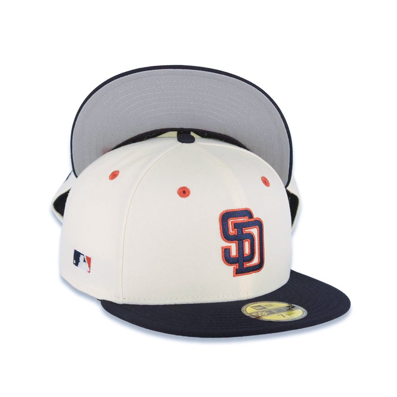 (FLAT STITCH) San Diego Padres New Era MLB 59FIFTY 5950 Fitted Cap Hat Cream Crown Navy Blue Visor Navy/Red Logo MLB Batterman Batty Side Patch